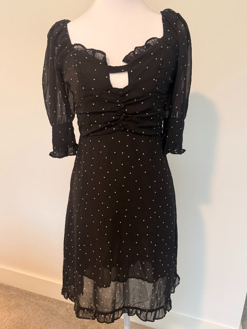 Avantlook NWT Black Abstract Print Long Sleeve V-Neck Mini Dress Size S